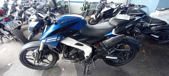 BAJAJ DOMINAR 160 BAJAJ DOMINAR 160